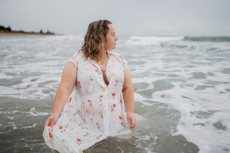 Emma rainy beach shoot